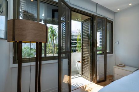Apartamento à venda com 3 quartos, 271m² em Vila Morumbi, São Paulo