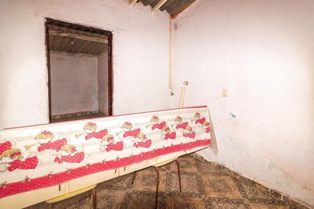Casa à venda com 64m², 4 quartos e sem vaga Casa à venda com 64m², 4 quartos e sem vagaCasa 2