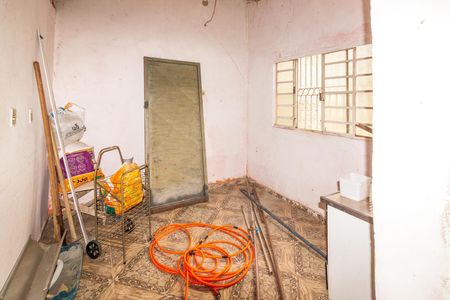 Casa à venda com 64m², 4 quartos e sem vaga Casa à venda com 64m², 4 quartos e sem vagaCasa 2