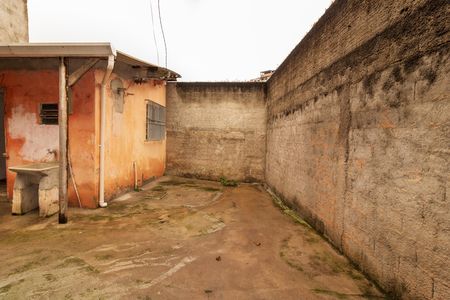 Casa à venda com 64m², 4 quartos e sem vaga Casa à venda com 64m², 4 quartos e sem vagaCasa 2