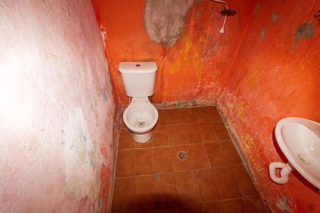 Casa à venda com 64m², 4 quartos e sem vaga Casa à venda com 64m², 4 quartos e sem vagaCasa 2