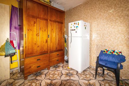 Casa à venda com 64m², 4 quartos e sem vaga Casa à venda com 64m², 4 quartos e sem vagaSuíte