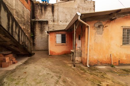 Casa à venda com 64m², 4 quartos e sem vaga Casa à venda com 64m², 4 quartos e sem vagaCasa 2