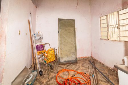 Casa à venda com 64m², 4 quartos e sem vaga Casa à venda com 64m², 4 quartos e sem vagaCasa 2