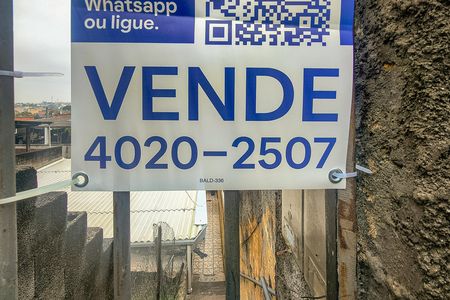 Casa à venda com 64m², 4 quartos e sem vaga Casa à venda com 64m², 4 quartos e sem vagaPlaquinha Instalada