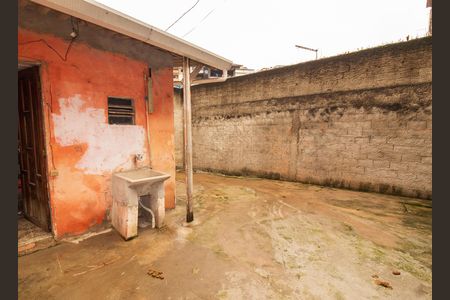 Casa à venda com 64m², 4 quartos e sem vaga Casa à venda com 64m², 4 quartos e sem vagaCasa 2