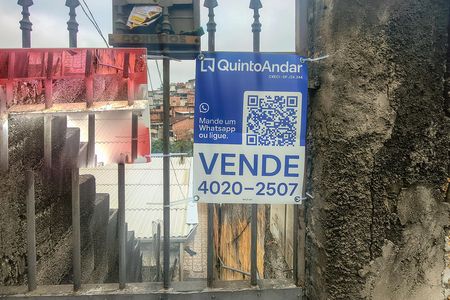 Plaquinha Instalada de casa à venda com 4 quartos, 64m² em Parque Grajau, São Paulo