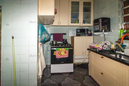 Cozinha de casa à venda com 4 quartos, 64m² em Parque Grajau, São Paulo