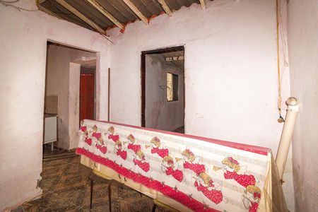 Casa à venda com 64m², 4 quartos e sem vaga Casa à venda com 64m², 4 quartos e sem vagaCasa 2