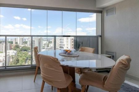 Apartamento à venda com 1 quarto, 43m² em Santo Amaro, São Paulo