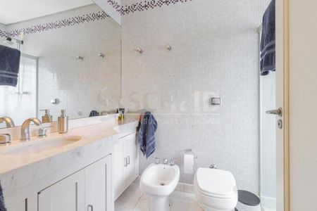 Apartamento à venda com 303m², 3 quartos e 3 vagas