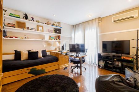 Apartamento à venda com 303m², 3 quartos e 3 vagas