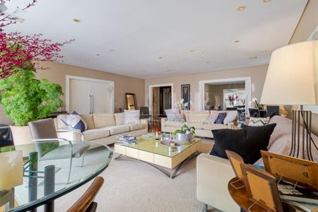 Apartamento à venda com 3 quartos, 303m² em Santa Cecilia, São Paulo
