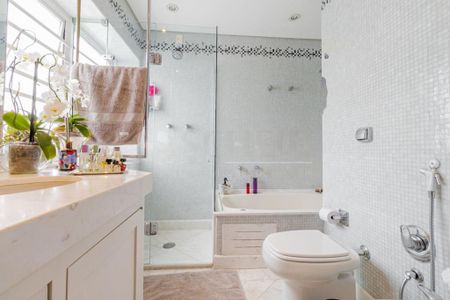 Apartamento à venda com 303m², 3 quartos e 3 vagas