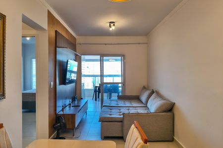 Sala de apartamento para alugar com 3 quartos, 98m² em Aviação, Praia Grande