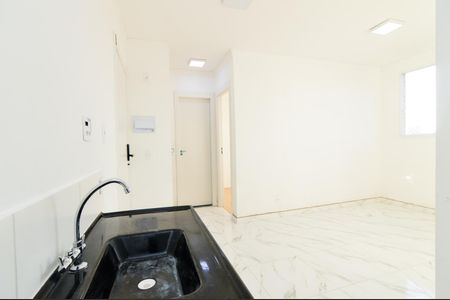 Apartamento para alugar com 34m², 2 quartos e sem vagaCozinha e Área de Serviço