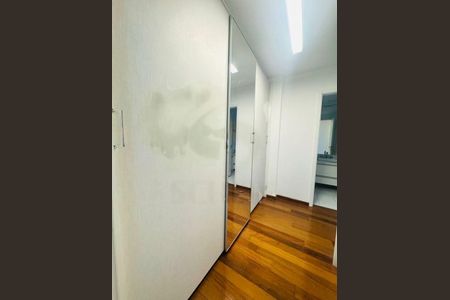 Apartamento à venda com 130m², 3 quartos e sem vaga