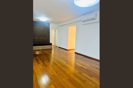 Apartamento à venda com 3 quartos, 130m² em Santo Amaro, São Paulo