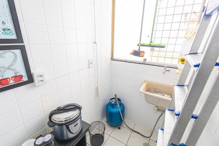 Apartamento para alugar com 48m², 2 quartos e 1 vagaArea de serviço