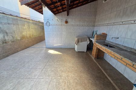 Casa para alugar com 110m², 3 quartos e 4 vagas