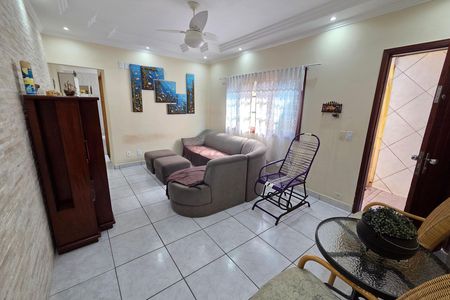 Casa para alugar com 110m², 3 quartos e 4 vagas