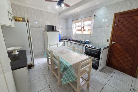 Casa para alugar com 110m², 3 quartos e 4 vagas