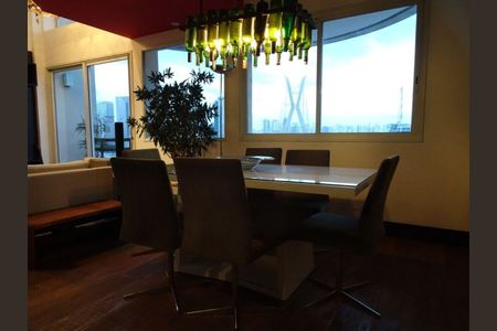 Apartamento à venda com 98m², 1 quarto e 2 vagas