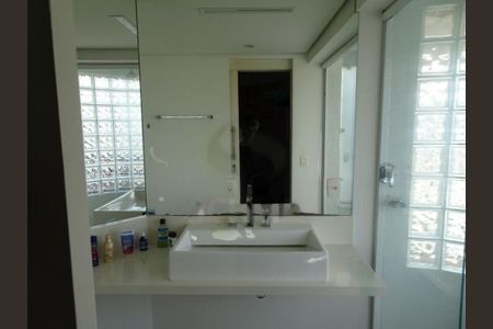 Apartamento à venda com 98m², 1 quarto e 2 vagas