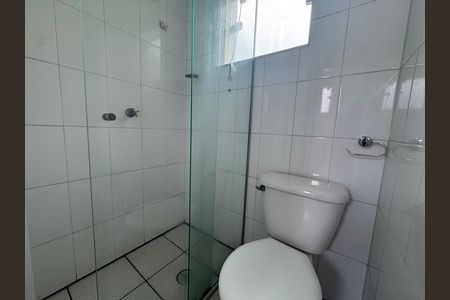Banheiro de casa para alugar com 1 quarto, 55m² em Jardim Primeiro de Maio (chacara Fazendinha), Osasco