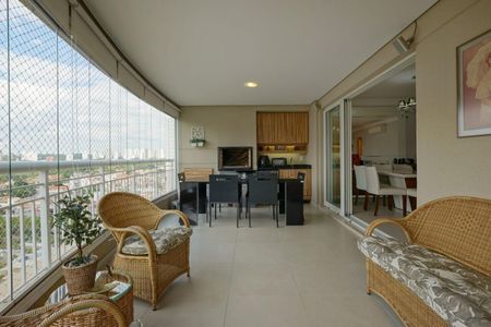 Apartamento à venda com 155m², 3 quartos e 3 vagas