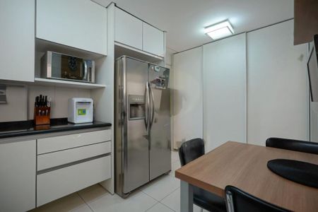 Apartamento à venda com 155m², 3 quartos e 3 vagas