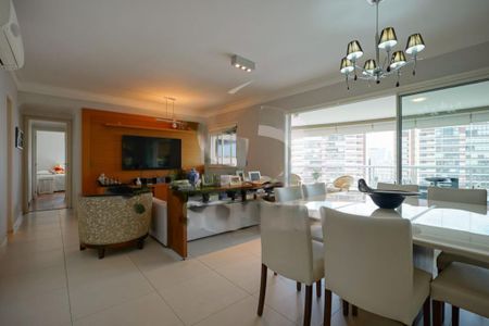 Apartamento à venda com 155m², 3 quartos e 3 vagas