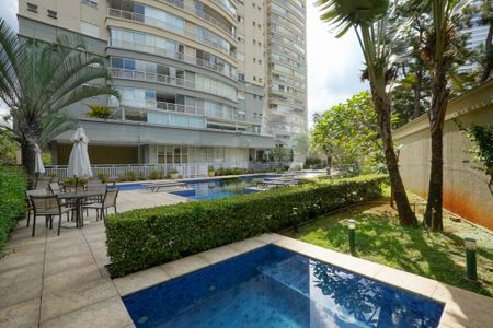 Apartamento à venda com 155m², 3 quartos e 3 vagas