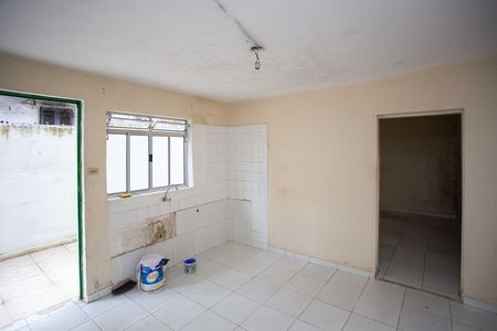 Casa à venda com 120m², 6 quartos e 2 vagasCozinha Casa 2