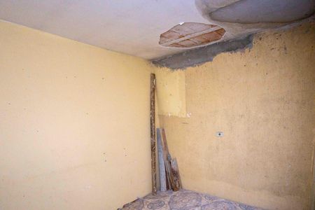 Casa à venda com 120m², 6 quartos e 2 vagasQuarto 1 Casa 3