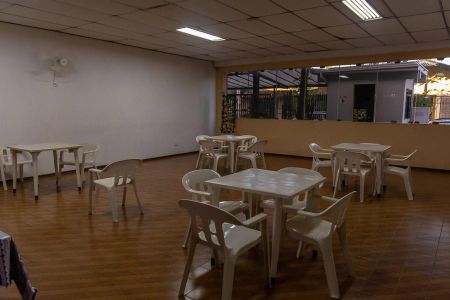 Apartamento para alugar com 108m², 3 quartos e 2 vagas Apartamento para alugar com 108m², 3 quartos e 2 vagasÁrea Comum-Salão de festas