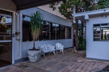 Apartamento para alugar com 108m², 3 quartos e 2 vagas Apartamento para alugar com 108m², 3 quartos e 2 vagasÁrea Comum-Entrada do bloco