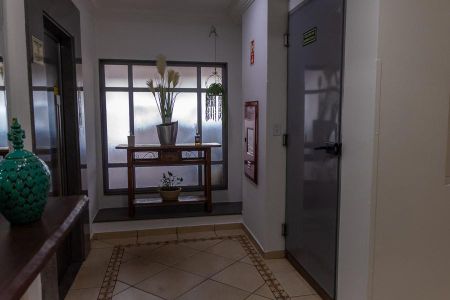 Apartamento para alugar com 108m², 3 quartos e 2 vagas Apartamento para alugar com 108m², 3 quartos e 2 vagasÁrea Comum-Hall do bloco