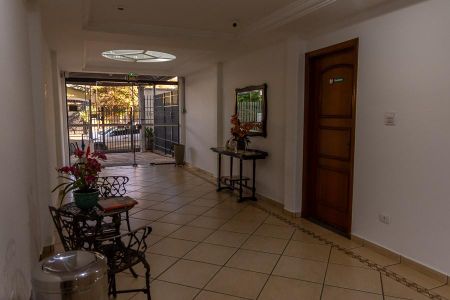 Apartamento para alugar com 108m², 3 quartos e 2 vagas Apartamento para alugar com 108m², 3 quartos e 2 vagasÁrea Comum-Hall do bloco