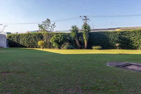 Apartamento para alugar com 108m², 3 quartos e 2 vagas Apartamento para alugar com 108m², 3 quartos e 2 vagasÁrea Comum-Playground e área verde