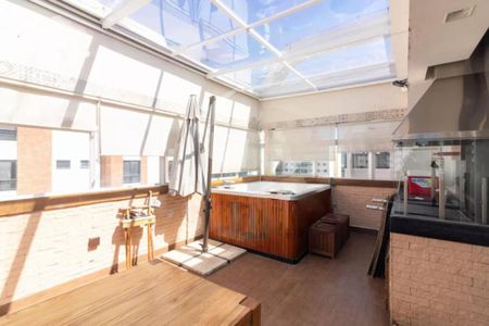Apartamento à venda com 147m², 3 quartos e 3 vagas