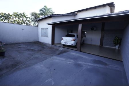 Casa para alugar com 3 quartos, 280m² em Setor Faicalville, Goiânia