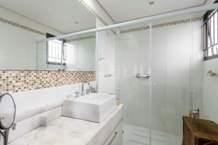 Apartamento à venda com 210m², 4 quartos e 5 vagas