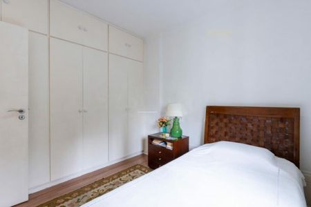 Apartamento à venda com 210m², 4 quartos e 5 vagas