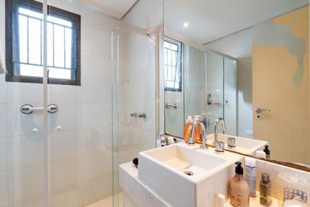 Apartamento à venda com 210m², 4 quartos e 5 vagas