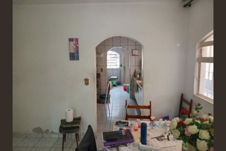 Casa à venda com 4 quartos, 190m² em Jardim Teresa, São Paulo