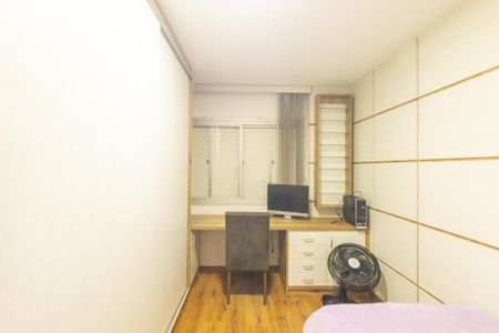 Apartamento à venda com 137m², 3 quartos e 2 vagas Apartamento à venda com 137m², 3 quartos e 2 vagasQuarto 2