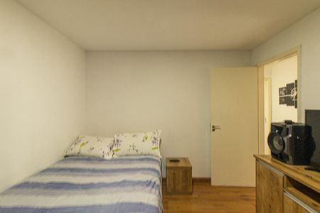 Apartamento à venda com 137m², 3 quartos e 2 vagas Apartamento à venda com 137m², 3 quartos e 2 vagasQuarto 3