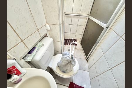 Apartamento à venda com 48m², 2 quartos e 1 vaga Apartamento à venda com 48m², 2 quartos e 1 vagaBanheiro