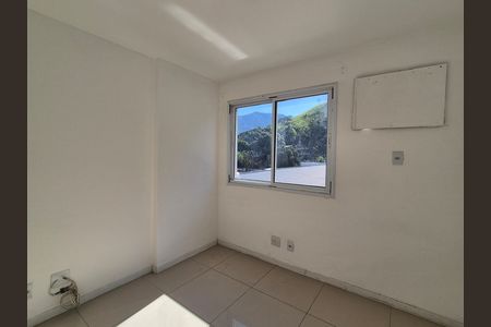 Apartamento à venda com 75m², 2 quartos e 1 vaga
